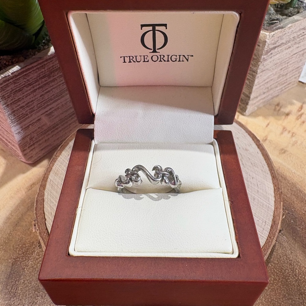 Wavy Silver Women's Ring🩶